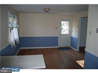 1404 Chestnut Grove Road Pottstown, PA 19464 - Photo 3 of 9 Gallery Image 3