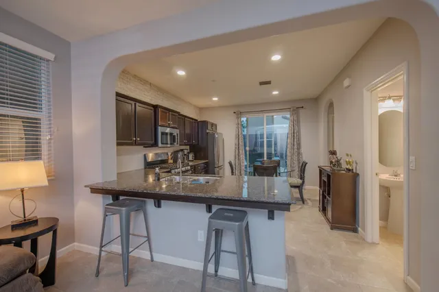 $385,000 | 3753 Artistry Way, Clovis, CA 93619