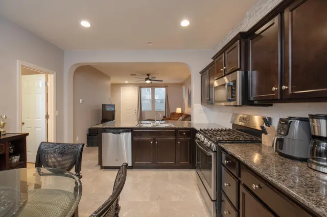 $385,000 | 3753 Artistry Way, Clovis, CA 93619