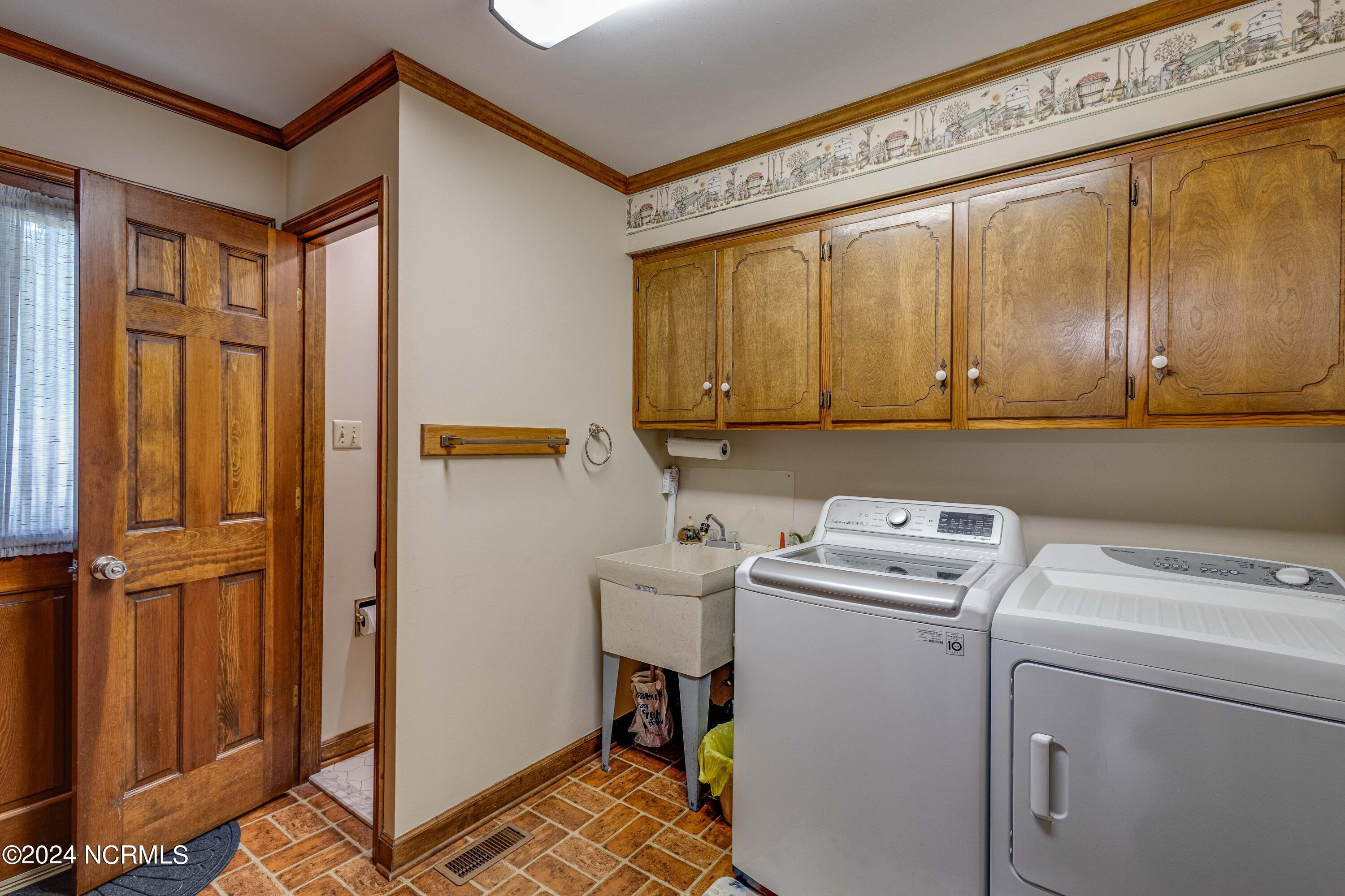 406 Alderson Road Washington, NC 27889 - Photo 17 of 42 IMG_5990
