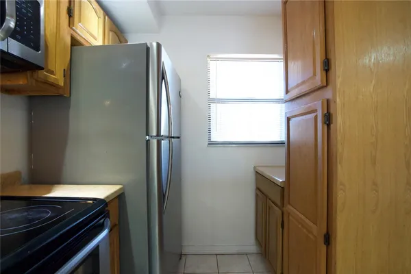 $220,000 | 3400 Foxcroft Road, Unit 310, Miramar, FL 33025