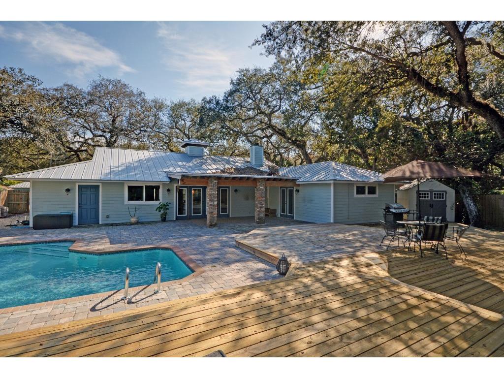 415 Holly Road Vero Beach, FL 32963 - Photo 22 of 32 Gallery Image 22