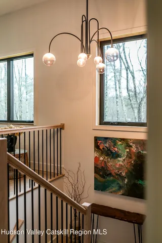 $1,200,000 | 33 Betten Court, Saugerties, NY 12477