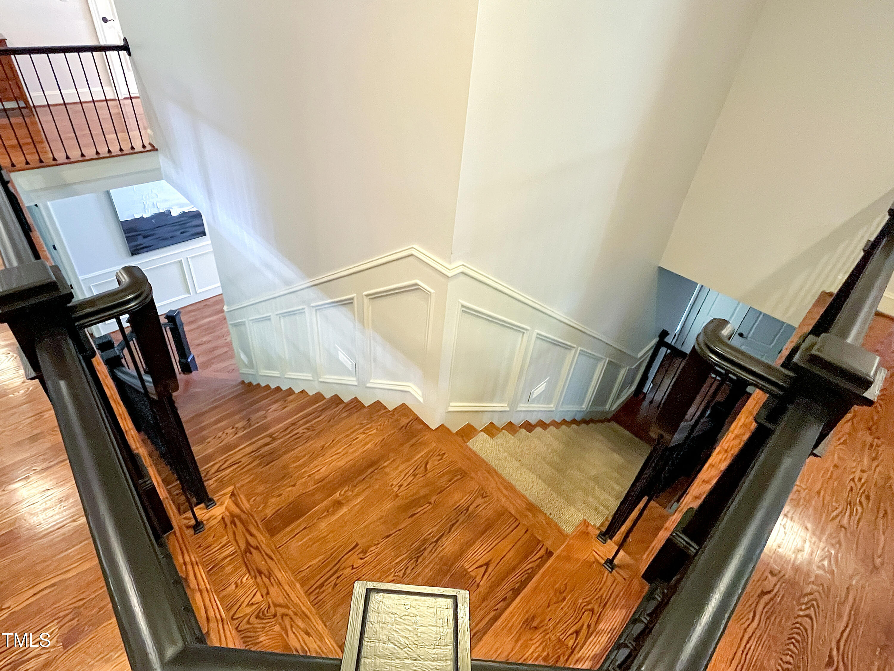 2908 Claremont Road Raleigh, NC 27608 - Photo 28 of 46 a view of an outdoor space