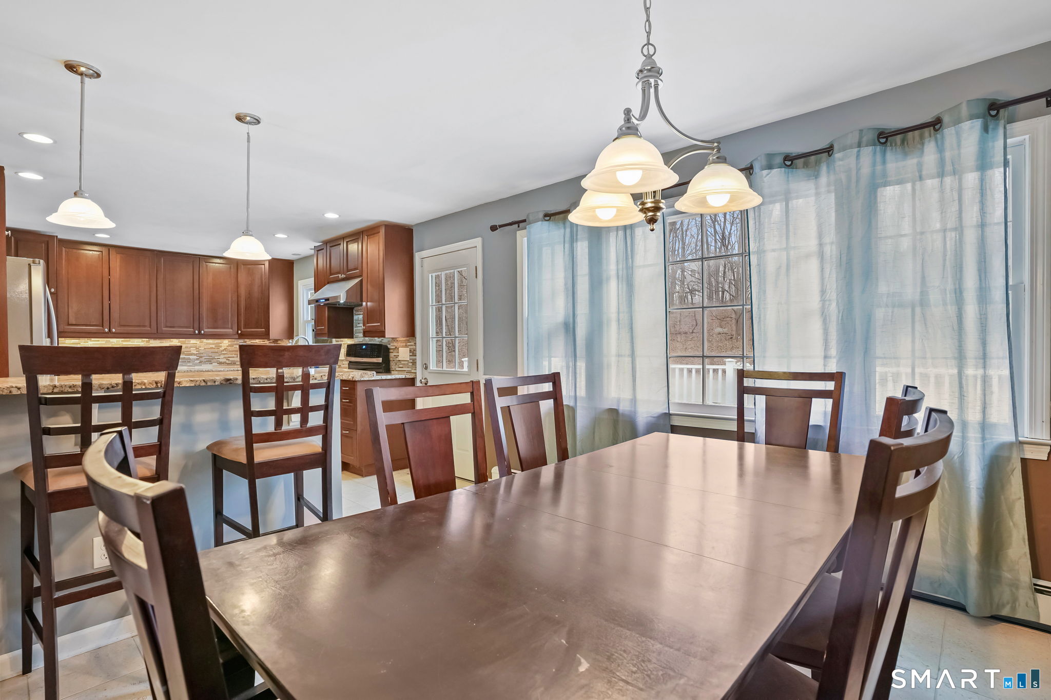 312 Turkey Roost Road Monroe, CT 06468 - Photo 8 of 39