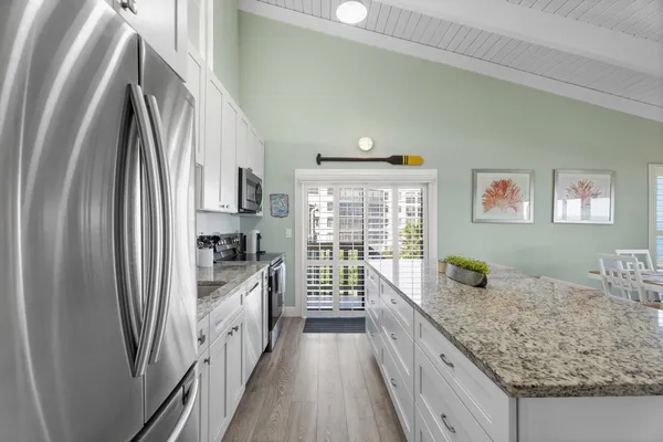 $589,000 | 2355 Northeast Ocean Boulevard, Unit 15B, Jensen Beach, FL 34957