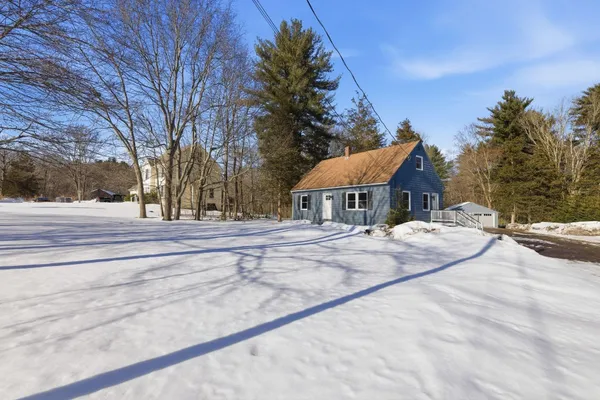 $3,750 | 29 Lovell Road, Stratham, NH 03885