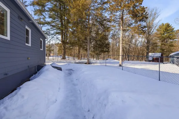 $3,750 | 29 Lovell Road, Stratham, NH 03885