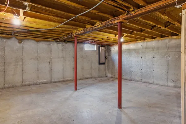 $3,750 | 29 Lovell Road, Stratham, NH 03885