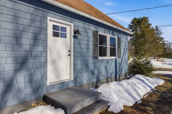 $3,750 | 29 Lovell Road, Stratham, NH 03885