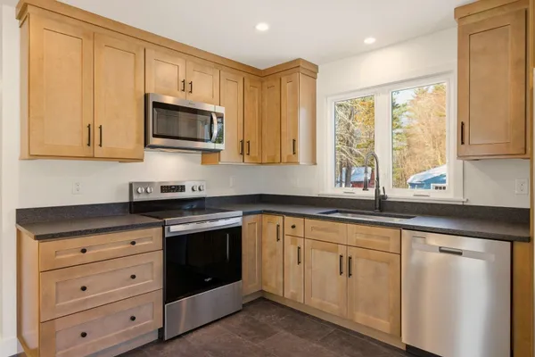 $3,750 | 29 Lovell Road, Stratham, NH 03885