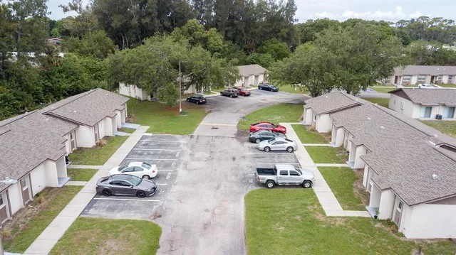 $1,395 | 709 Oceanside Circle, Unit 724, Ruskin, FL 33570