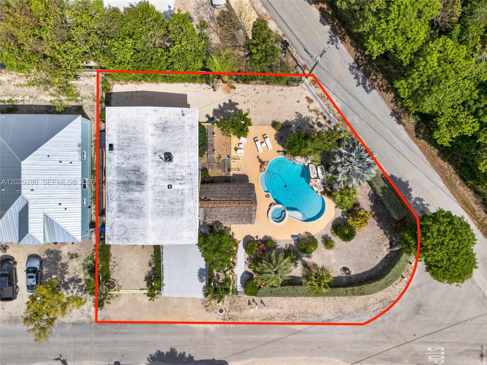 443 4th Road Key Largo, FL 33037 - Photo 14 of 61
