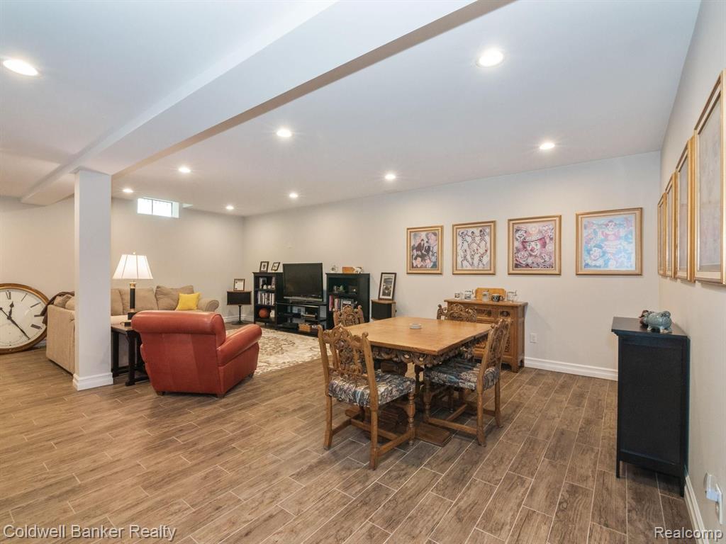 3817 Windingbrook Circle Rochester Hills, MI 48309 - Photo 26 of 46