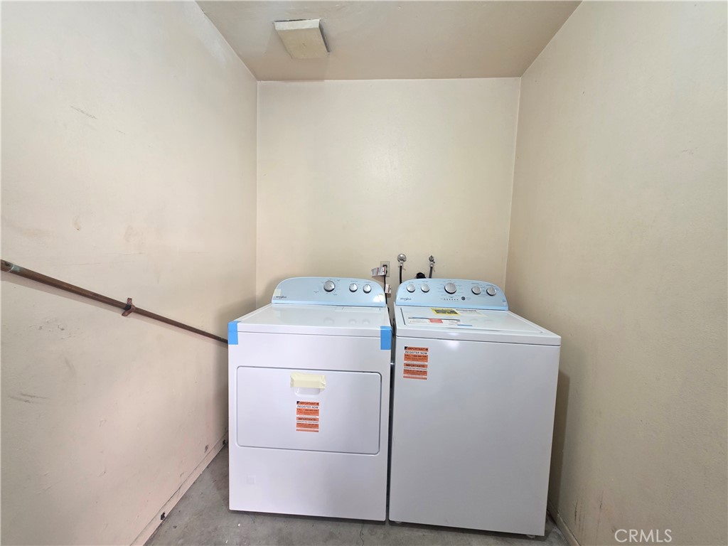 14839 Sherman Way, Unit 6 Van Nuys, CA 91405 - Photo 16 of 23 a utility room with dryer and washer
