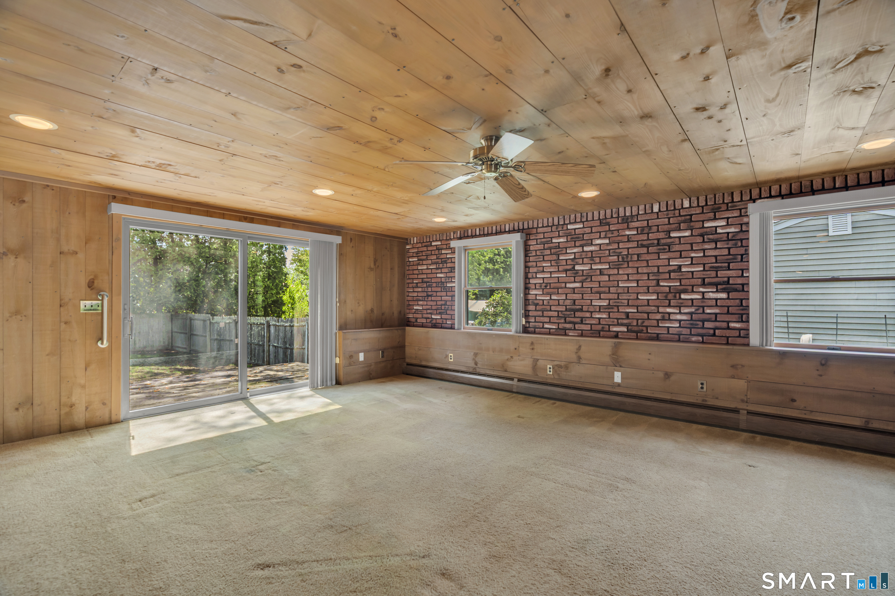 8 Chapel Hill Road Montville, CT 06370 - Photo 21 of 40
