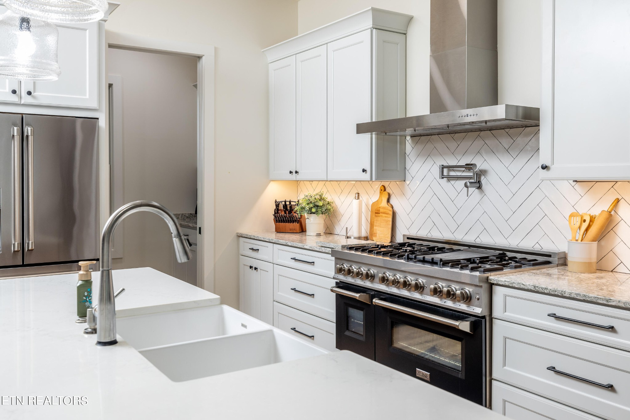 1404 Little Valley Road Blaine, TN 37709 - Photo 14 of 55