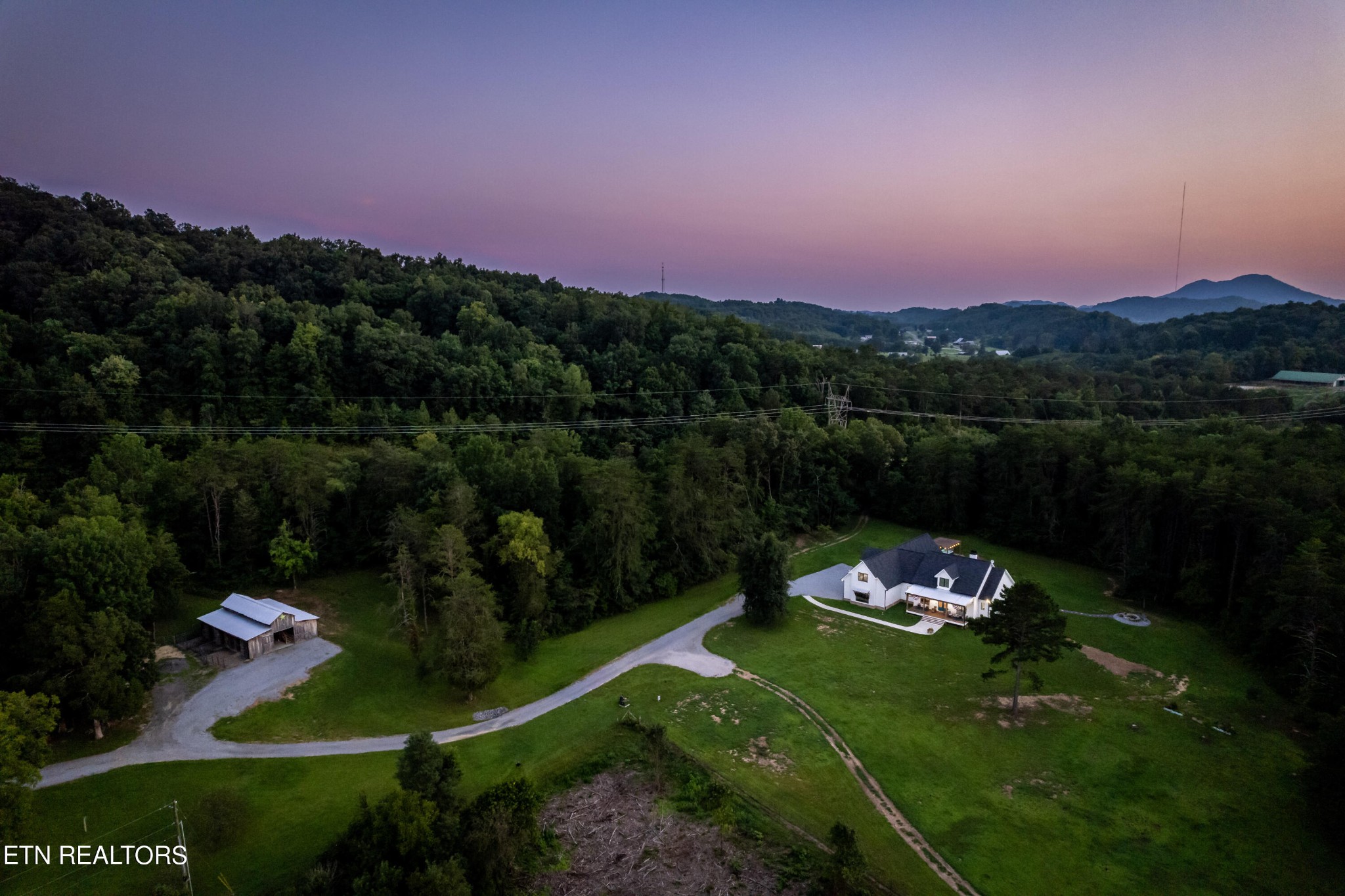 1404 Little Valley Road Blaine, TN 37709 - Photo 3 of 55