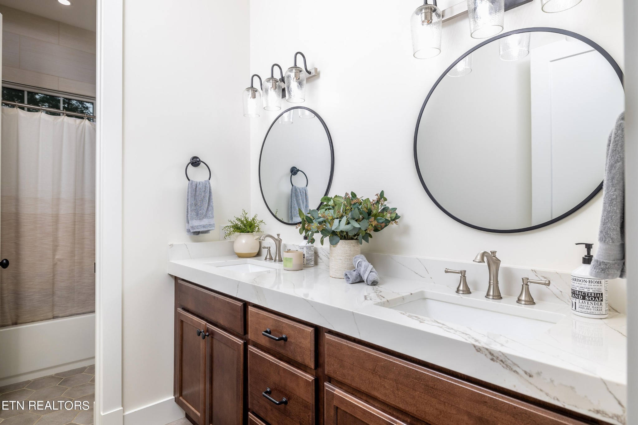 1404 Little Valley Road Blaine, TN 37709 - Photo 32 of 55