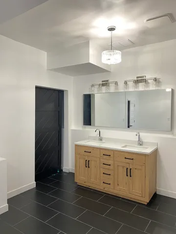 $825,000 | 4813 South Prairie Avenue, Chicago, IL 60615