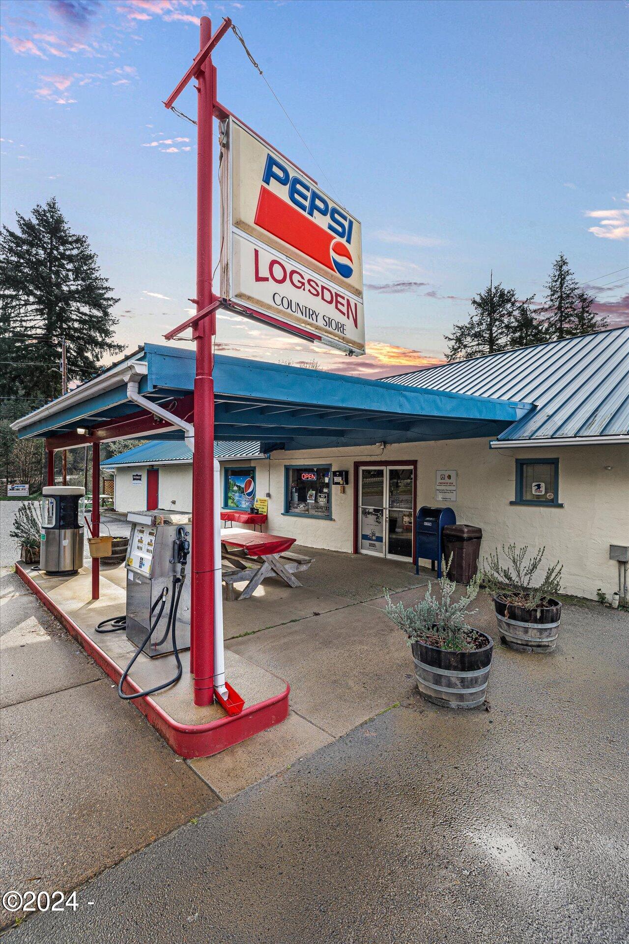7550 Logsden Road Siletz, OR 97380 - Photo 6 of 25 17-17 - 7550 Logsden Rd