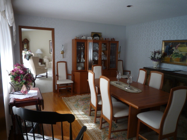 166 Kittredge Road Pittsfield, MA 01201 - Photo 5 of 12 Dining Room