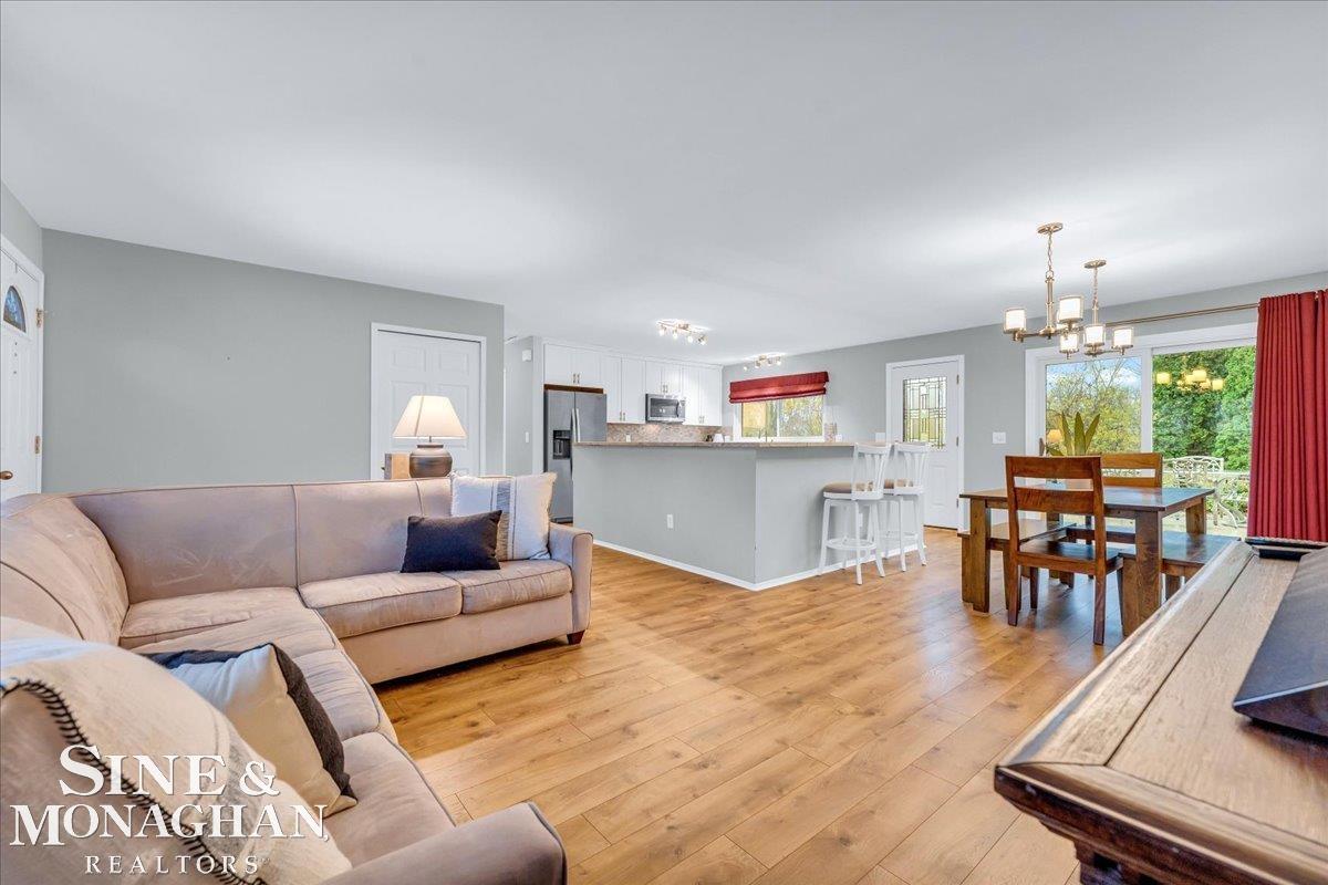 805 Bolinger Street Rochester Hills, MI 48307 - Photo 11 of 35
