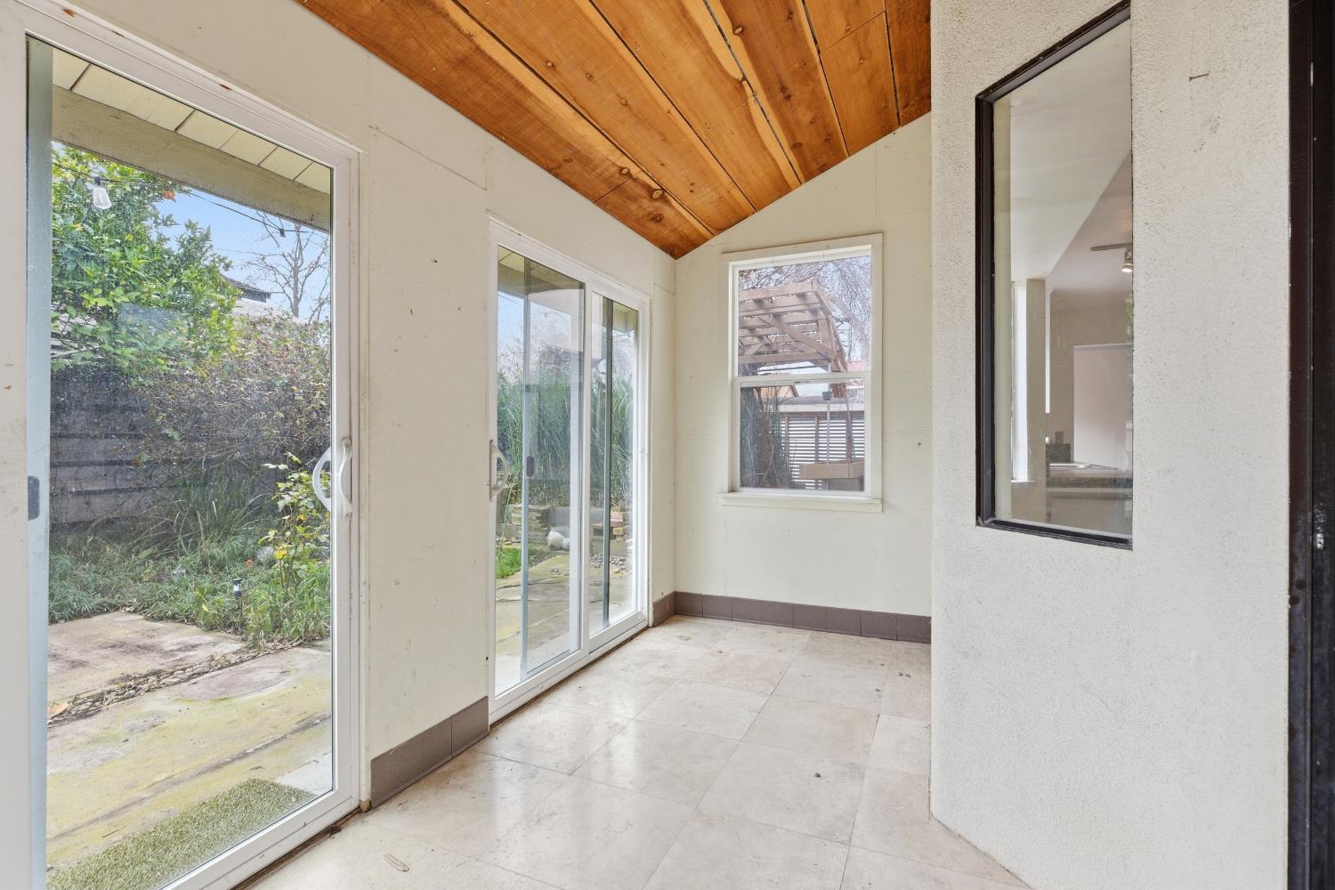 2400 Walnut Grove Way Modesto, CA 95355 - Photo 17 of 38