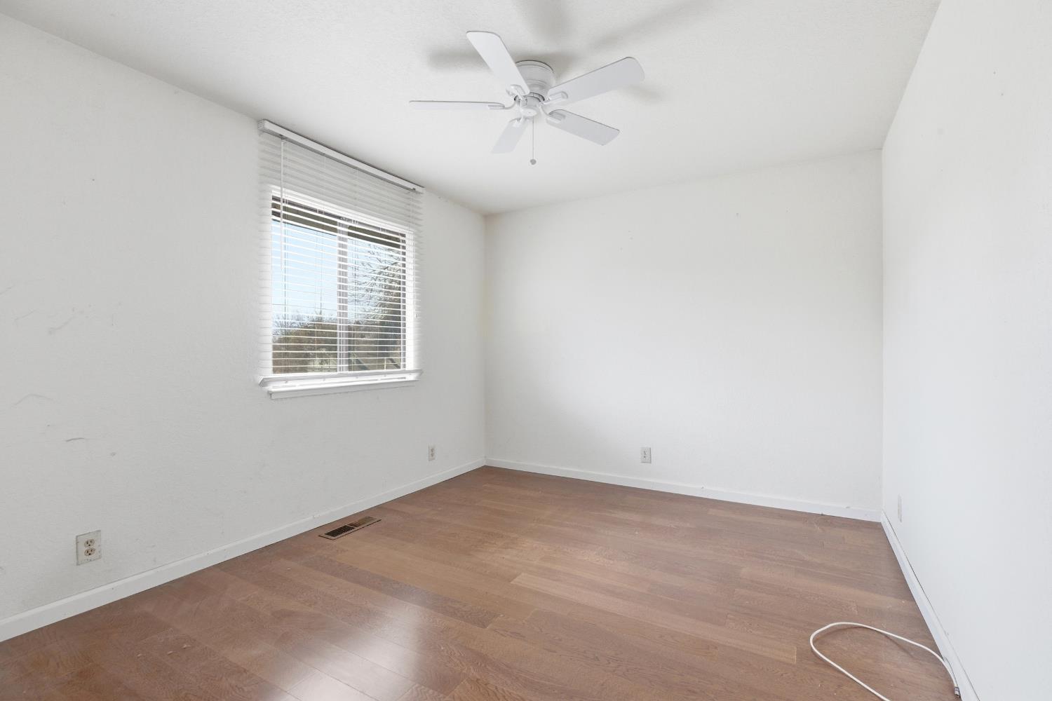 2400 Walnut Grove Way Modesto, CA 95355 - Photo 20 of 38