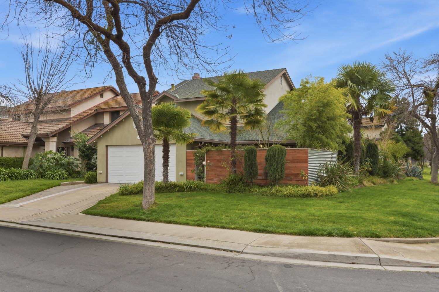 2400 Walnut Grove Way Modesto, CA 95355 - Photo 3 of 38