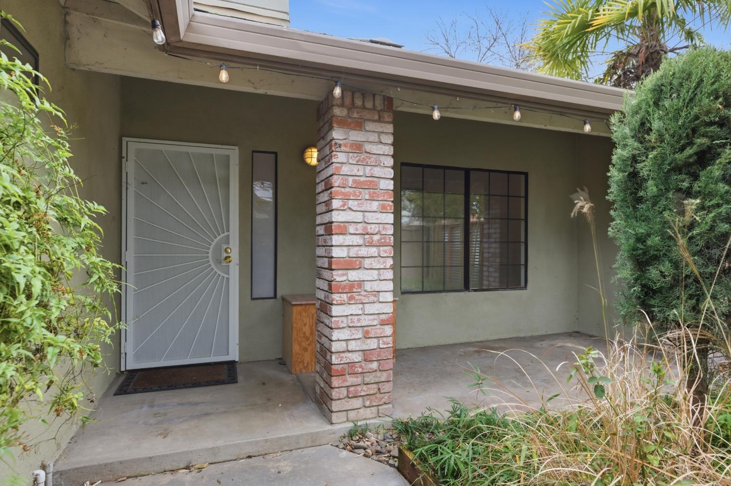 2400 Walnut Grove Way Modesto, CA 95355 - Photo 6 of 38