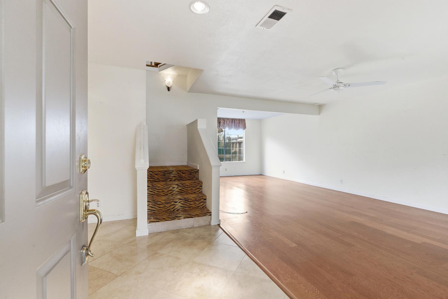 2400 Walnut Grove Way Modesto, CA 95355 - Photo 7 of 38