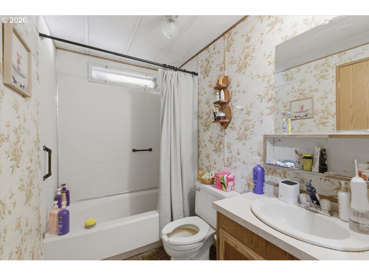 45500 Southwest Hebo Road Grand Ronde, OR 97347 - Photo 16 of 48