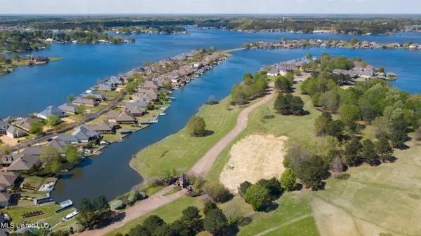 $198,000 | Caroline Pointe Boulevard, Madison, MS 39110