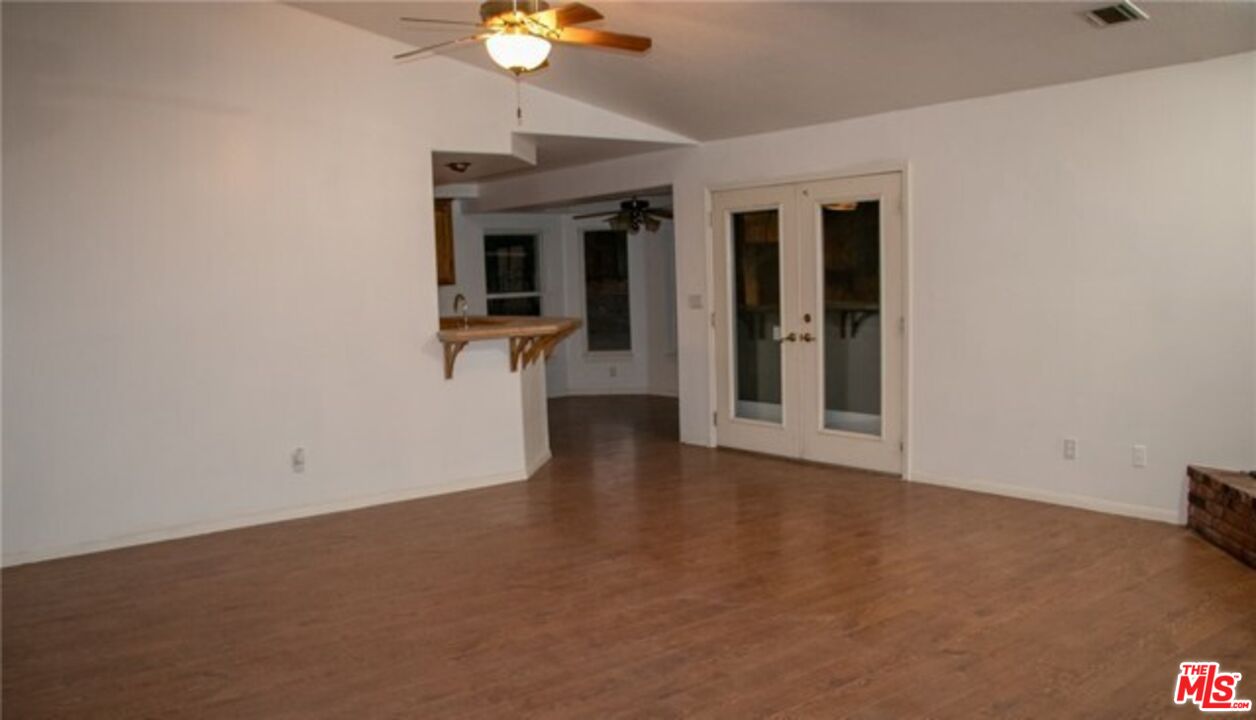 7510 Rodeo Road Oak Hills, CA 92344 - Photo 11 of 11