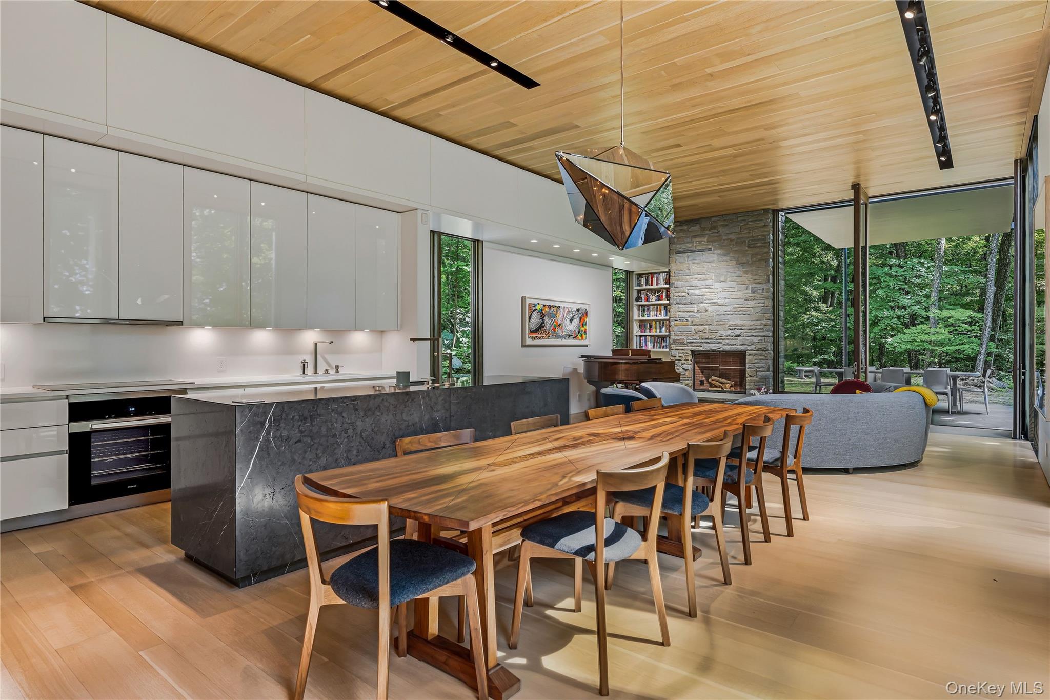 51 Old Stone Hill Road Pound Ridge, NY 10576 - Photo 13 of 46 Gallery Image 13
