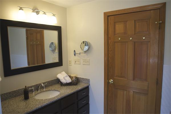 99 Glendale Road Sharon, MA 02067 - Photo 13 of 29 Gallery Image 13