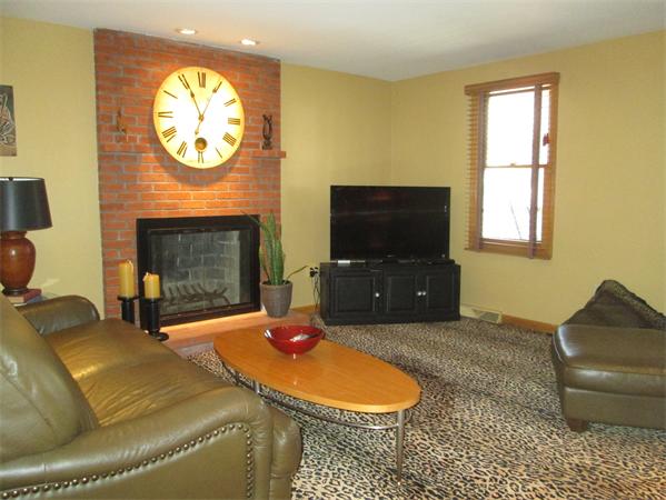 99 Glendale Road Sharon, MA 02067 - Photo 8 of 29 Gallery Image 8