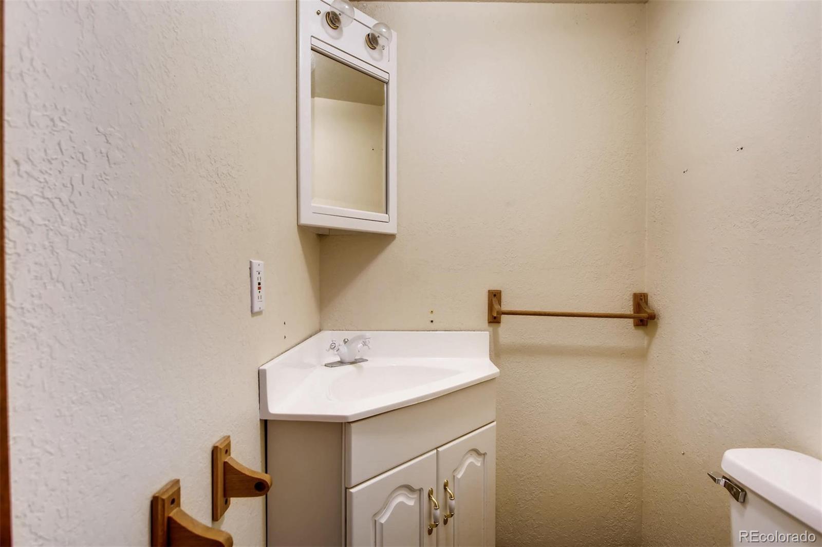 1885 Roland Drive Bailey, CO 80421 - Photo 17 of 27 Gallery Image 17