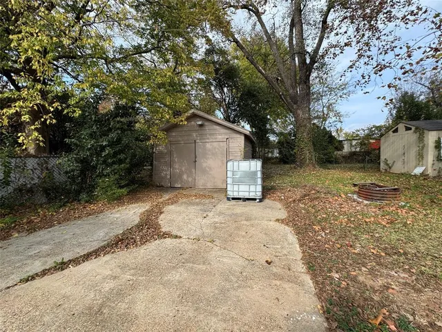a view of a house with a outdoor space