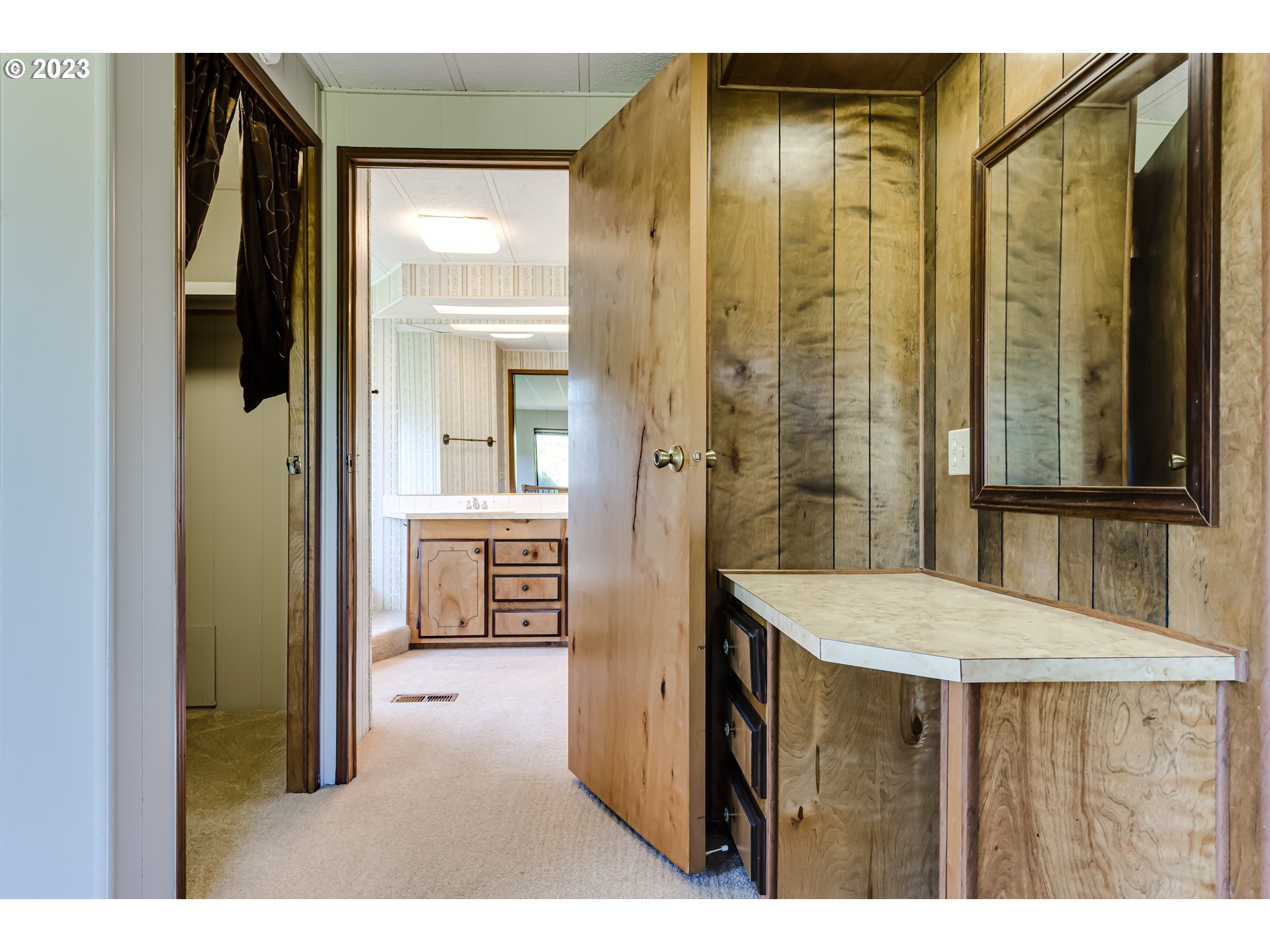 34637 Devonshire Drive Eugene, OR 97405 - Photo 20 of 37 a bathroom with a sink and a mirror