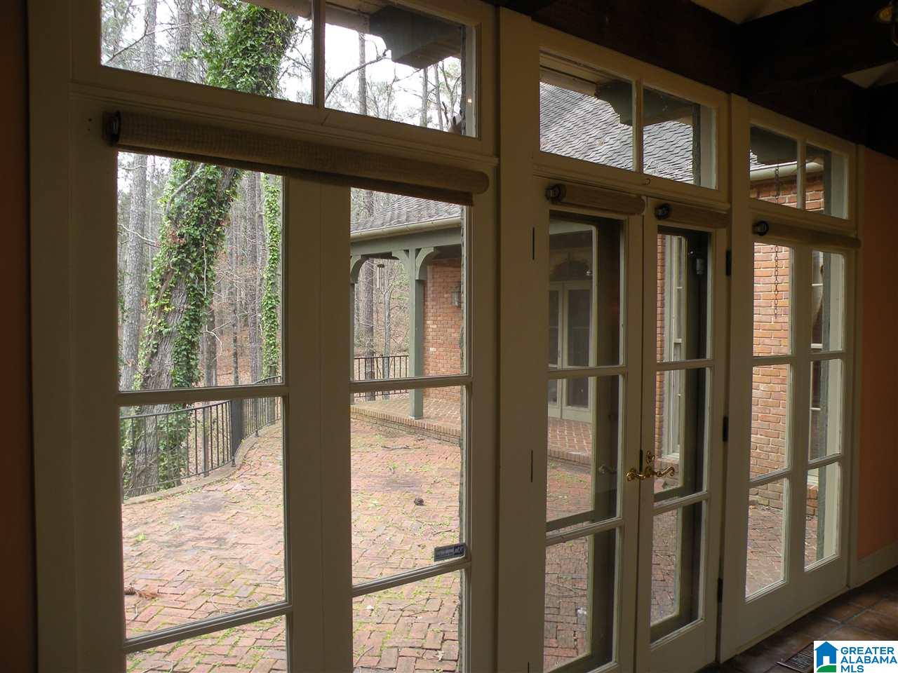 2423 Overhill Road Sylacauga, AL 35150 - Photo 19 of 38