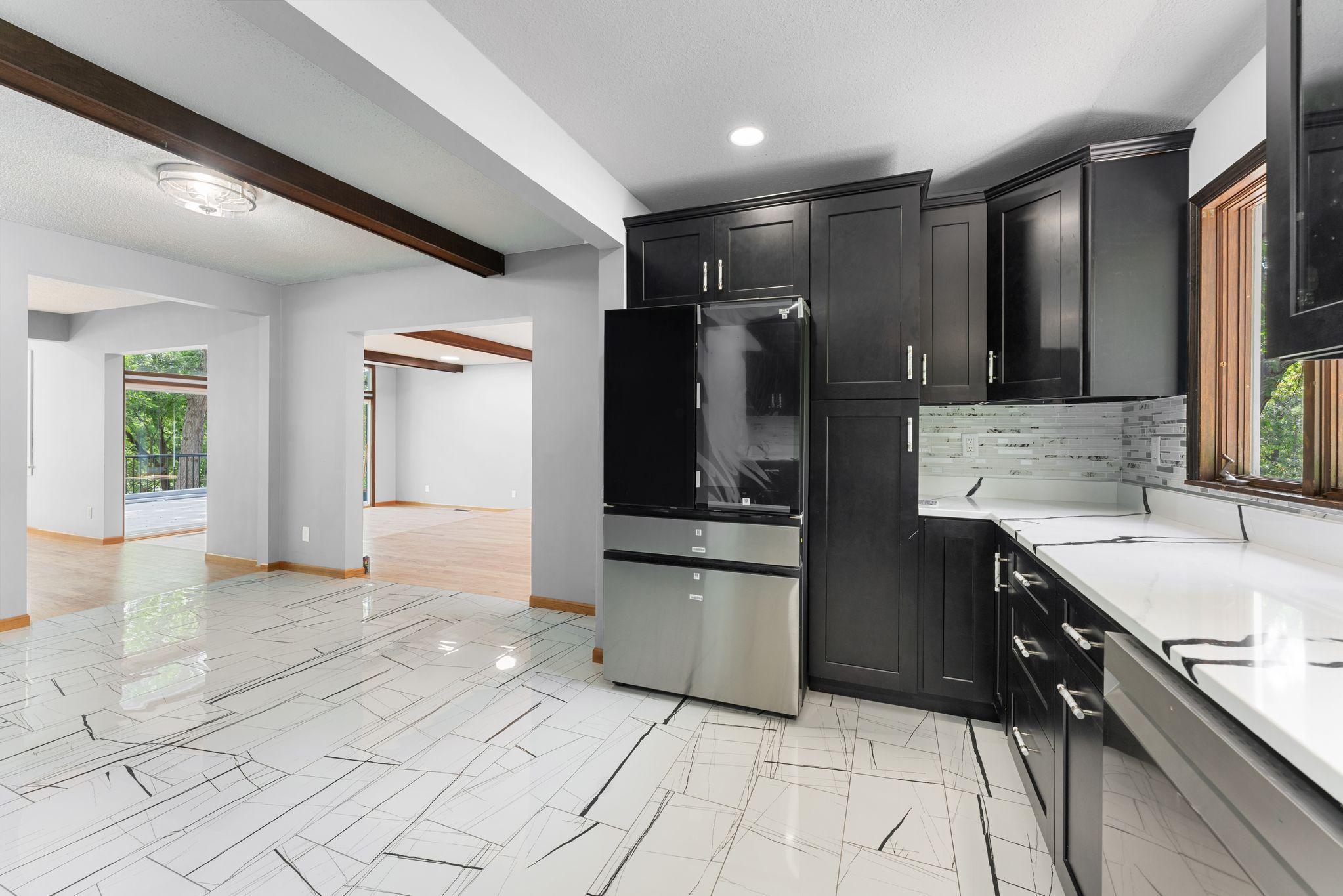 2020 Arcade Street Maplewood, MN 55109 - Photo 15 of 56