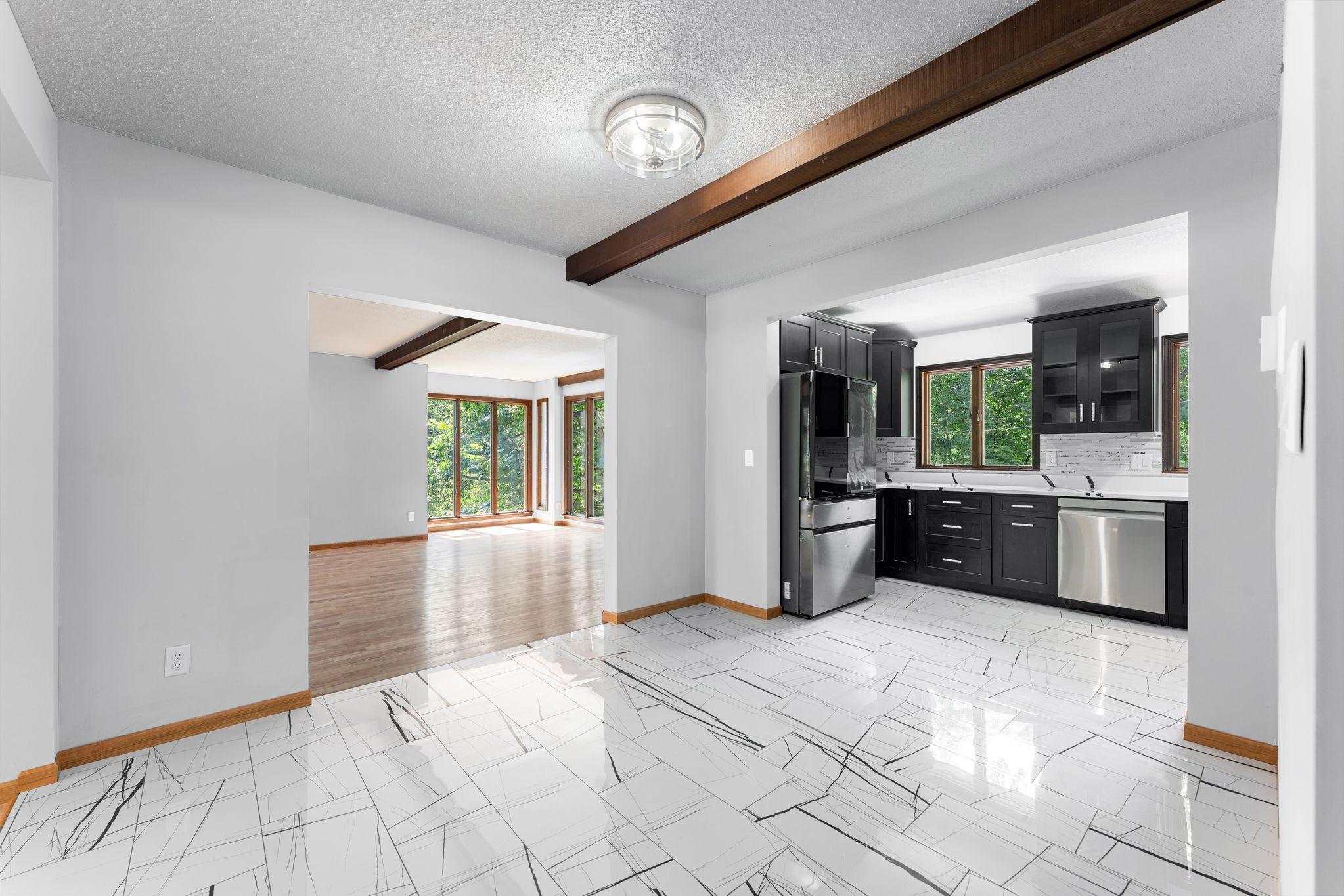 2020 Arcade Street Maplewood, MN 55109 - Photo 18 of 56