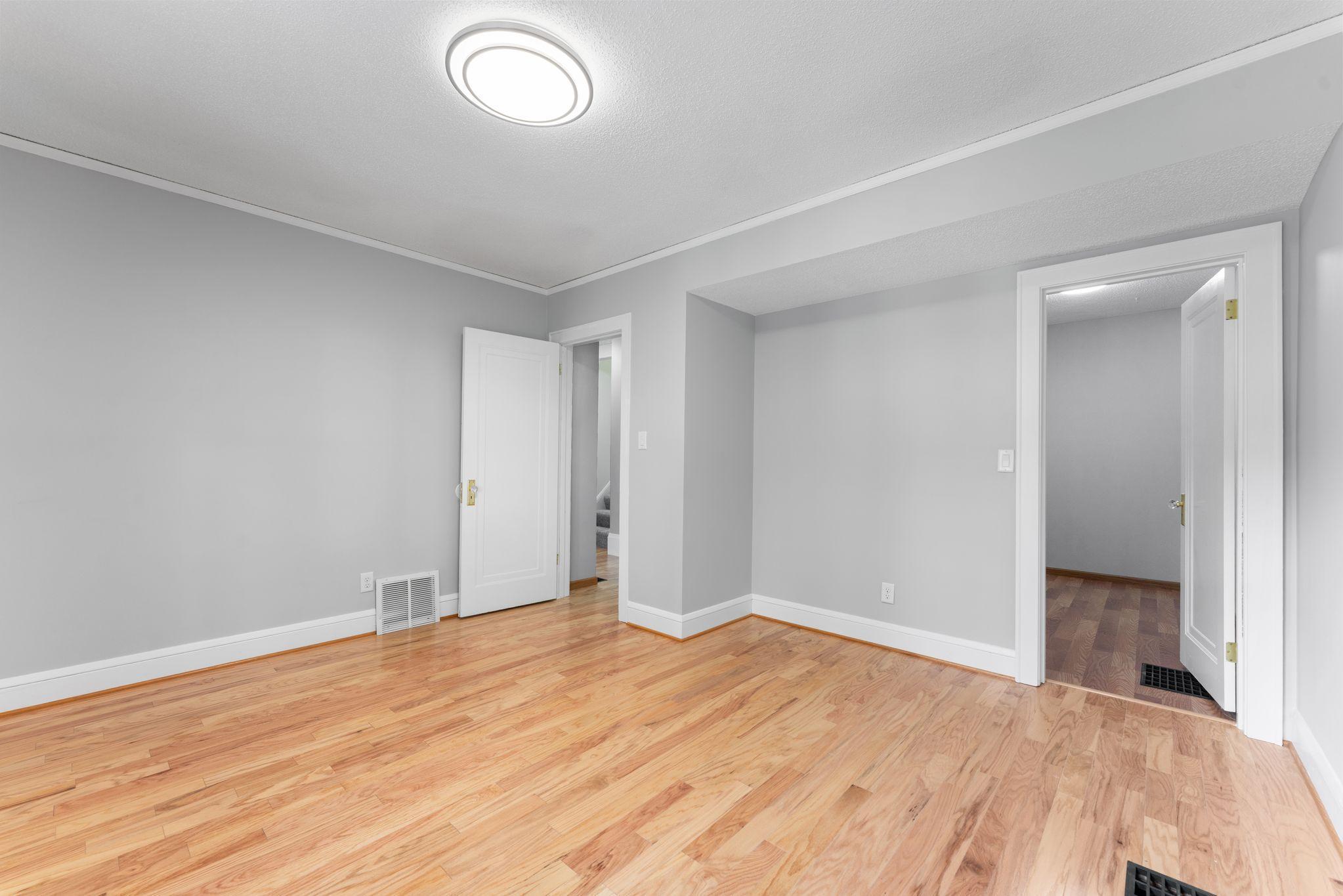 2020 Arcade Street Maplewood, MN 55109 - Photo 19 of 56