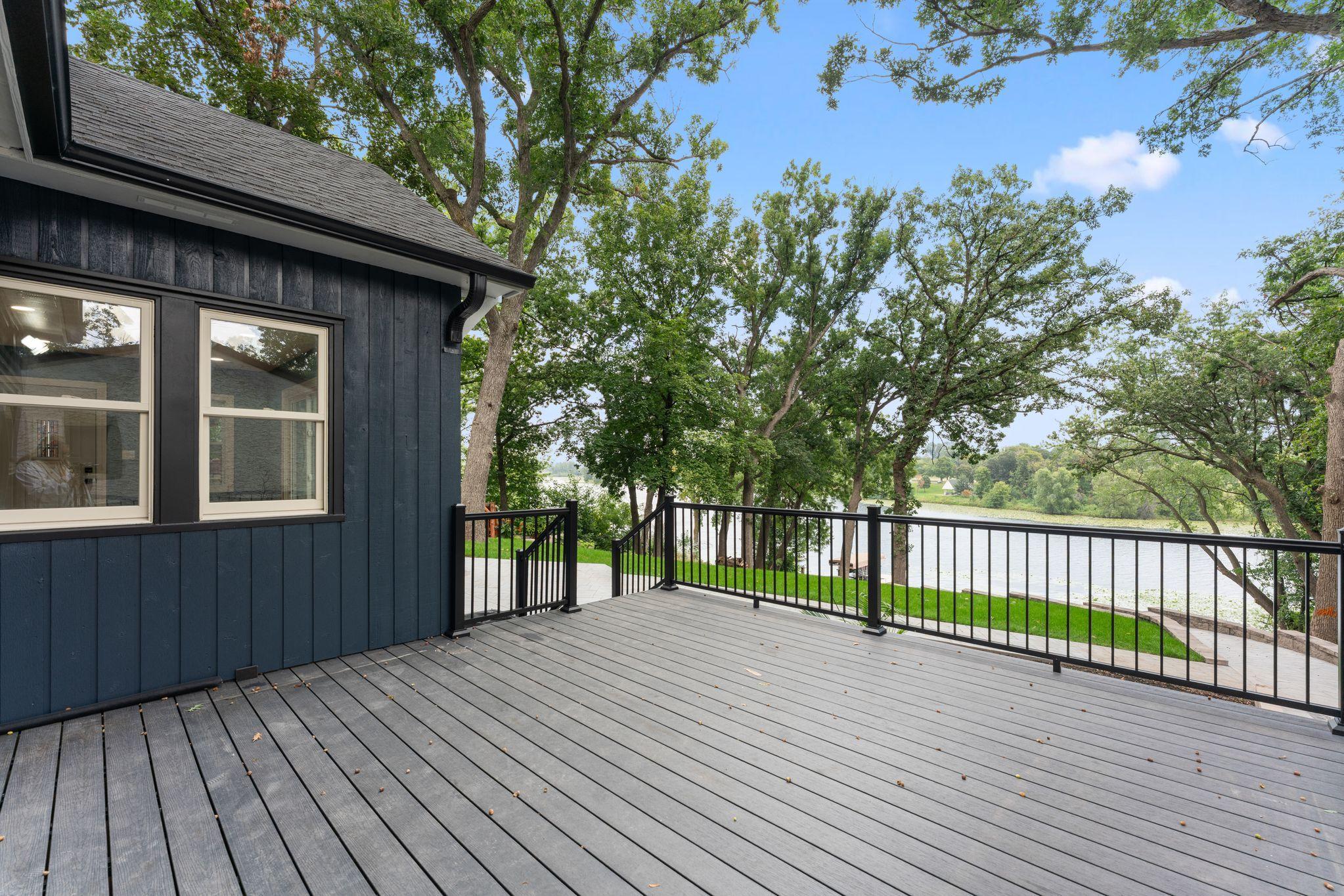 2020 Arcade Street Maplewood, MN 55109 - Photo 31 of 56