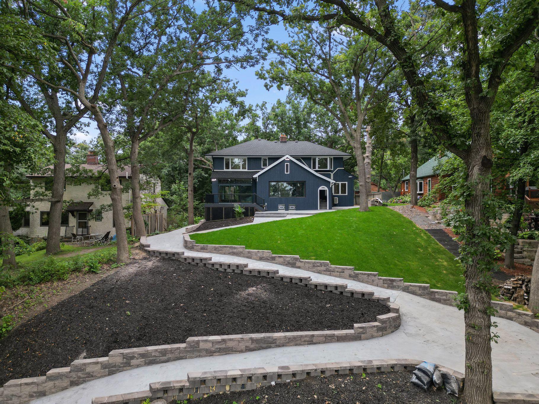 2020 Arcade Street Maplewood, MN 55109 - Photo 35 of 56