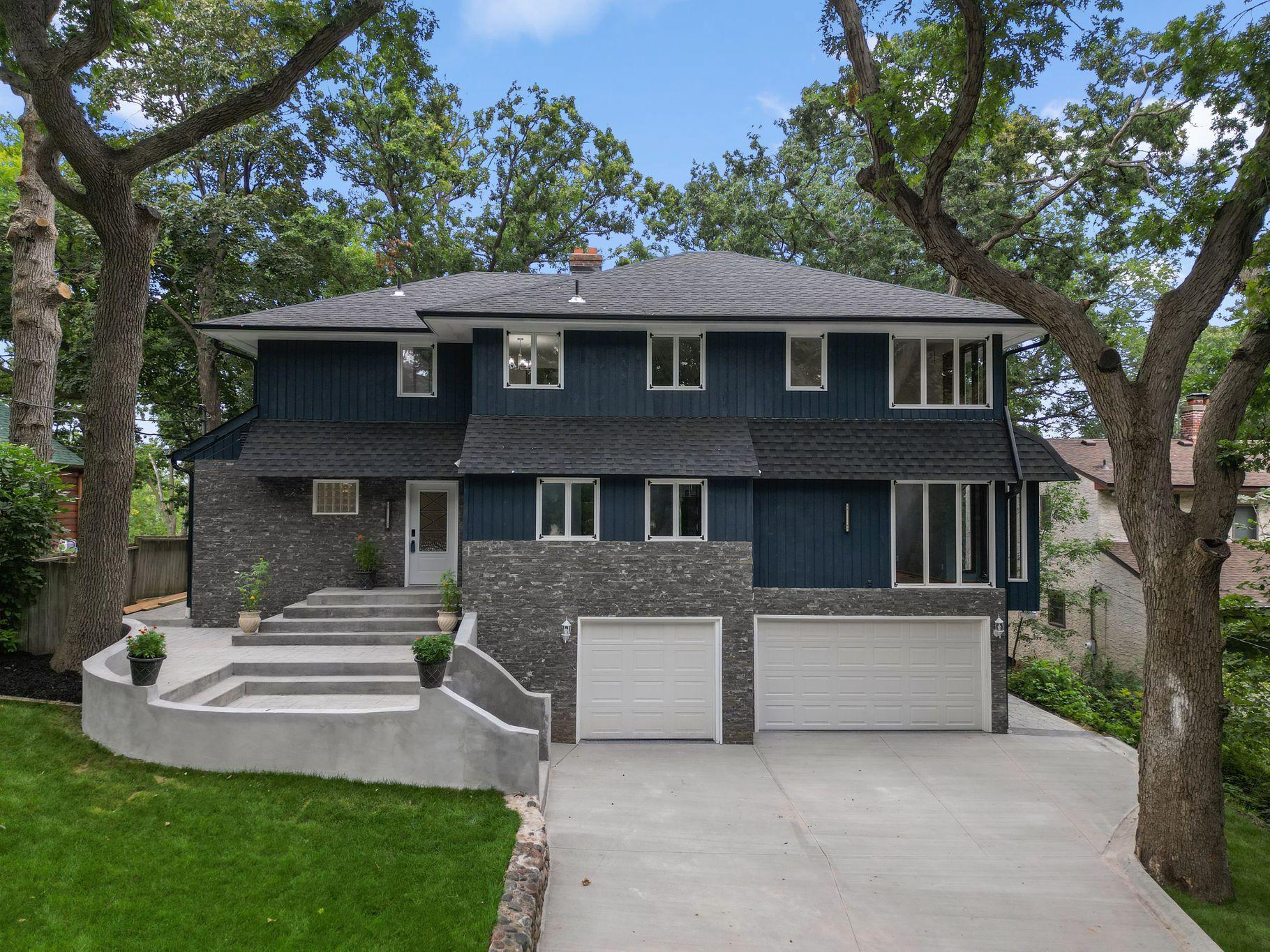 2020 Arcade Street Maplewood, MN 55109 - Photo 4 of 56