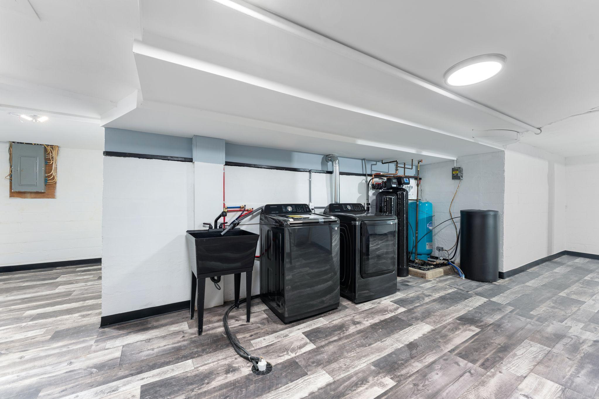 2020 Arcade Street Maplewood, MN 55109 - Photo 49 of 56