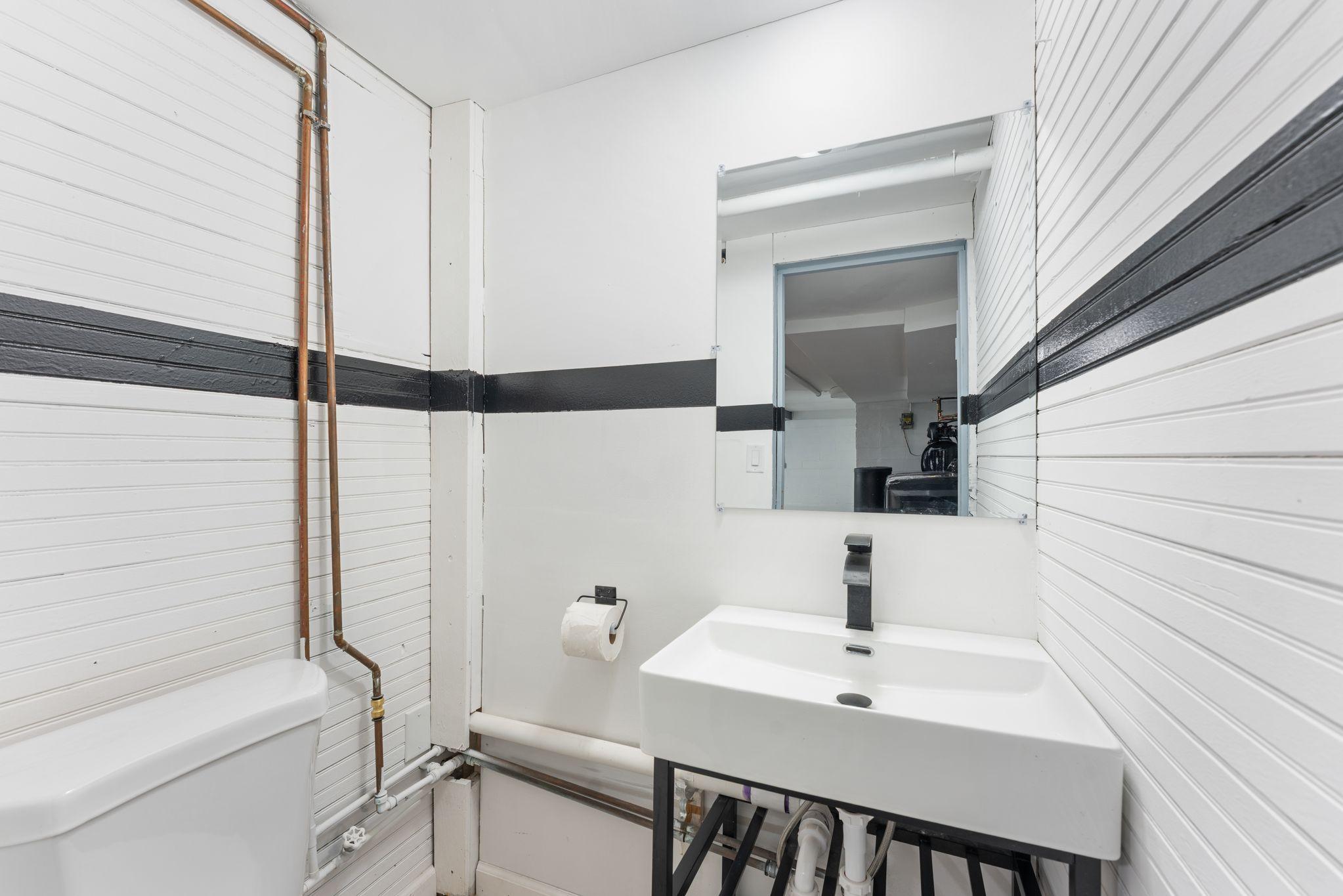 2020 Arcade Street Maplewood, MN 55109 - Photo 52 of 56